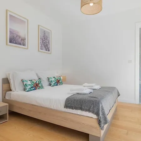 Campolide Lovely 2 Bedroom By Innkeeper Apartment