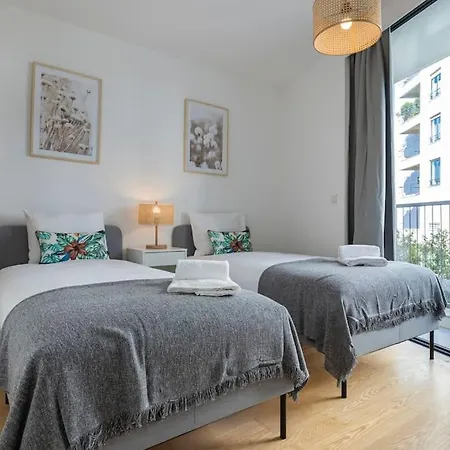 아파트 Campolide Lovely 2 Bedroom By Innkeeper 리스본