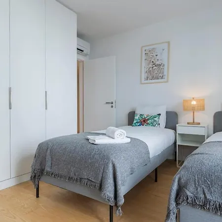 Campolide Lovely 2 Bedroom By Innkeeper 아파트