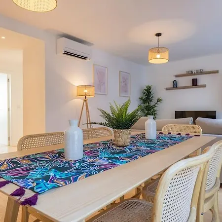 아파트 Campolide Lovely 2 Bedroom By Innkeeper 리스본